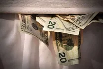 دلار سرکش شد؛ قیمت دلار بازار آزاد امروز شنبه ۲۲ آذر ۱۴۰۴