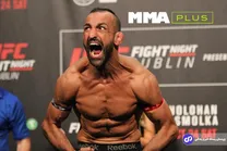 رضا مددی؛ فایتر ایرانی - سوئدی سبک‌وزن MMA معروف به «سگ دیوانه» که متخصص مبارزات فرسایشی و تحمیل کلینچ بود