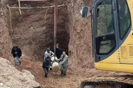 تصاویری از بمبی که در تهران عمل نکرد