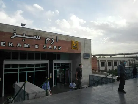 اولین اتاق سیگار در متروی تهران افتتاح شد