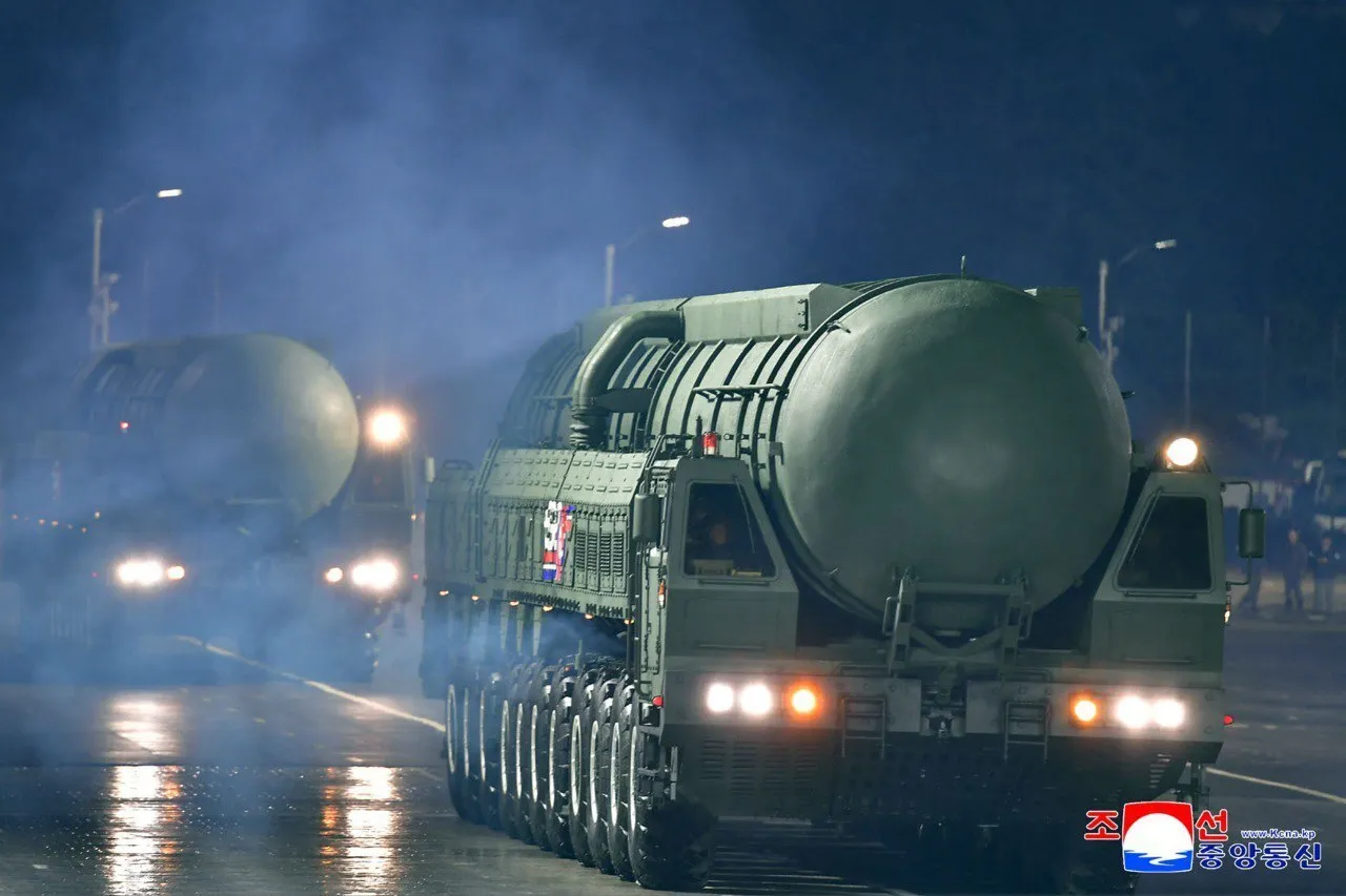 نمایش موشک قاره‌پیمای جدید کره‌شمالی با قابلیت هدف گرفتن خاک آمریکا