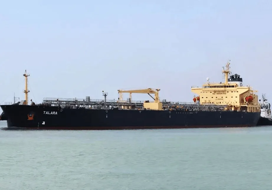 نیروی دریایی سپاه نفتکش Talara را در دریای عمان توقیف کرد