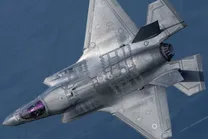 متفاوت‌ترین تصاویر از بدنه جنگنده اف-۳۵ آمریکا