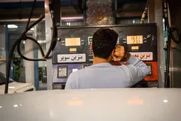 ماجرای بنزین ۱۰ هزار تومانی چیست؟
