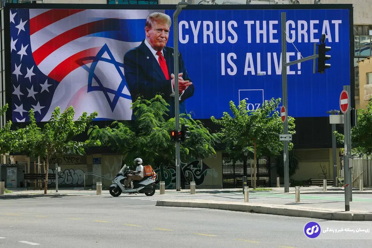 عکس جالب ترامپ روی ناو هواپمابر آمریکا در کنار دو جنگنده مشهور