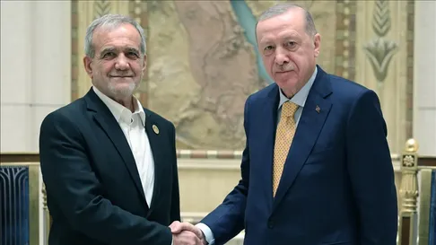 (ویدئو) مدل دست دادن اردوغان و پزشکیان سوژه شد!