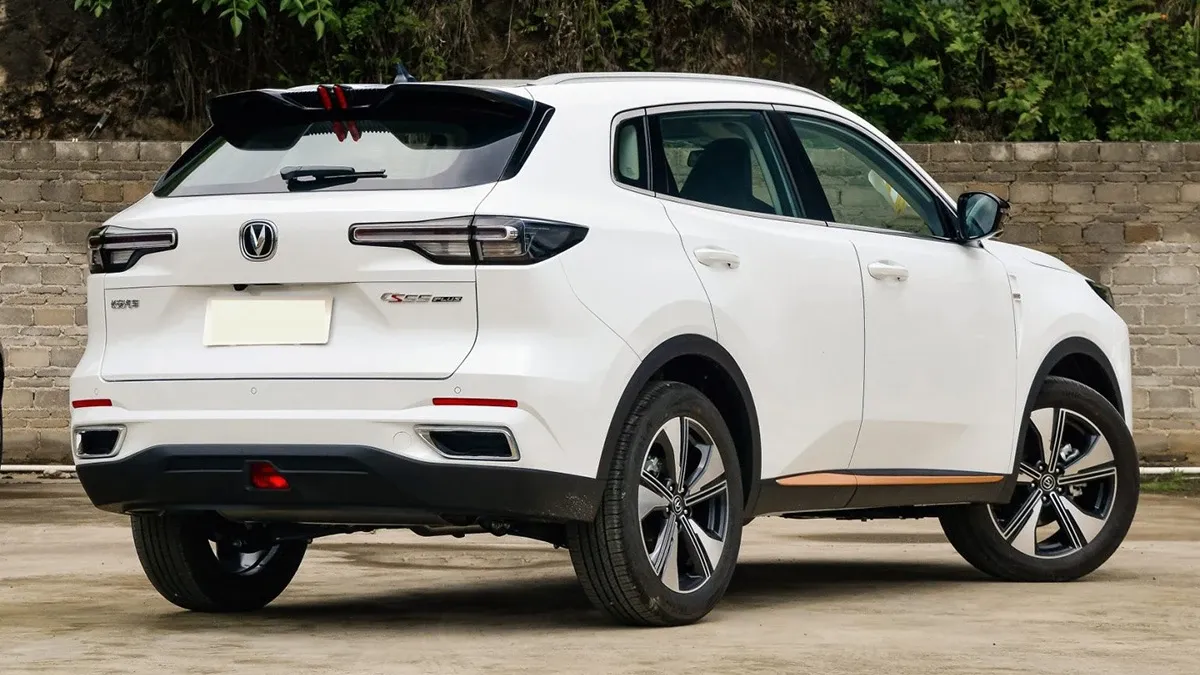 قرعه‌کشی سایپا برگزار شد؛ ثبت‌نام ۲ میلیون و ۴۰۰ هزار نفر و هر چانگان برای ۹ هزار نفر!