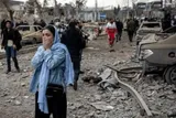 (ویدئو) فیلم تازه منتشر شده از لحظه بمباران میدان فردوسی تهران در جنگ ۴۰ روزه