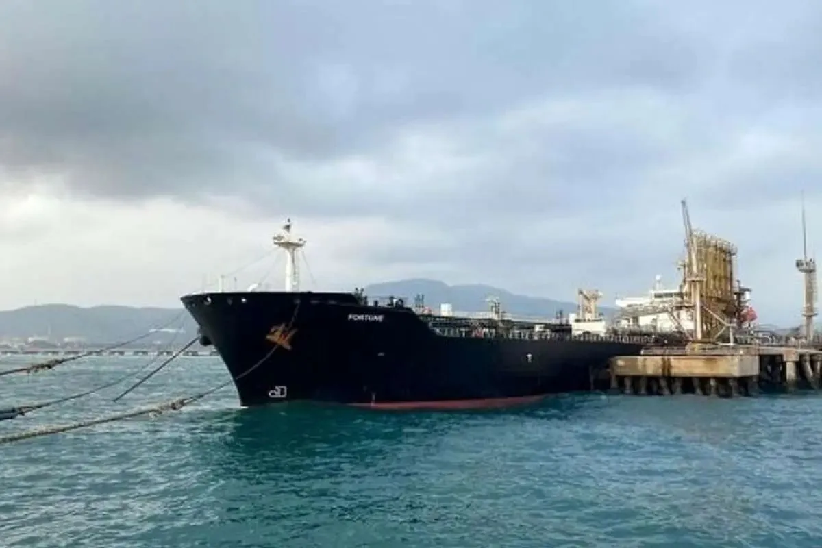 حمله زیردریایی آمریکا به نفتکش ایرانی؟