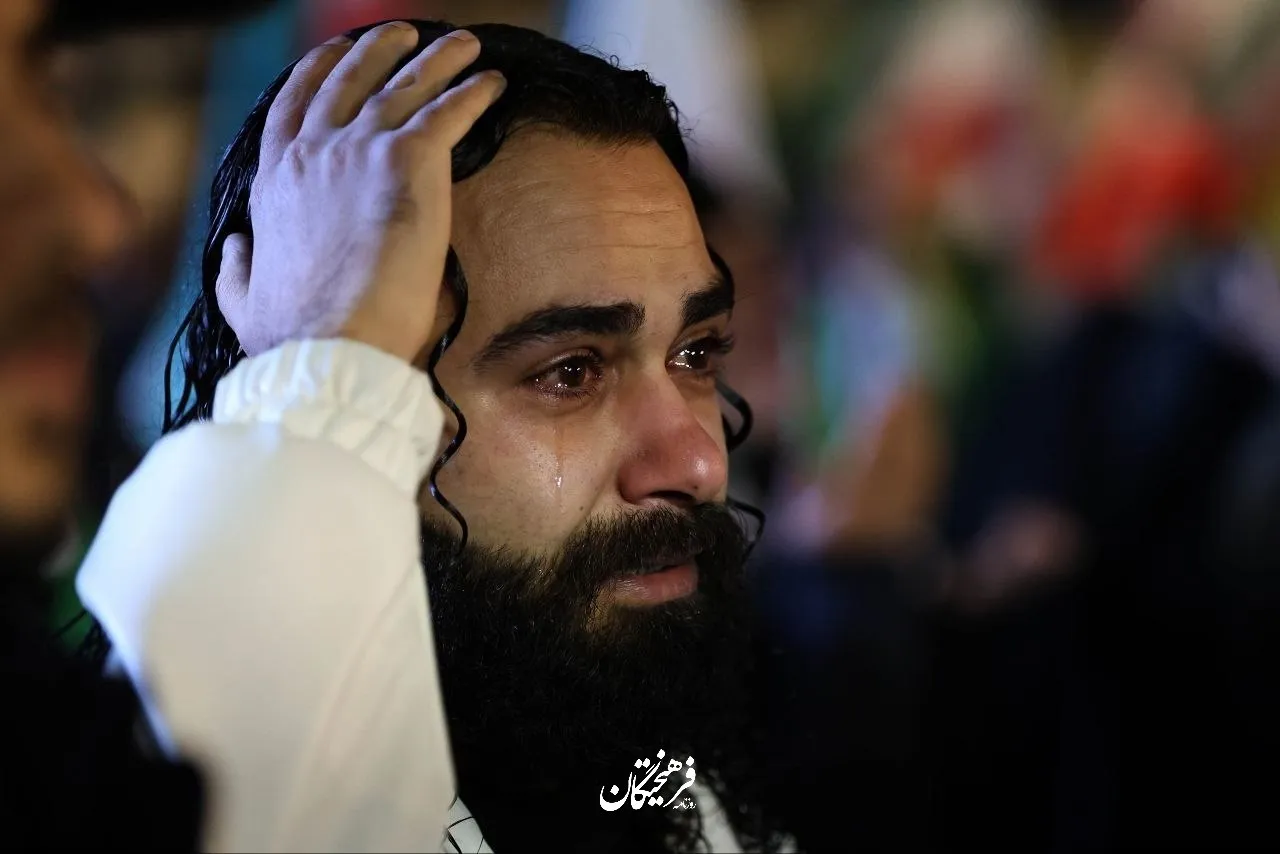 گریه برای جانباز قهرمان موشکی حسین محمدی