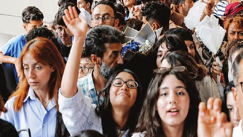 نسل آلفا، ایران مال و هجوم طرفداران «نیما تکیدو»؛ اتاقی که نسل جدید از آن بیرون آمده است!