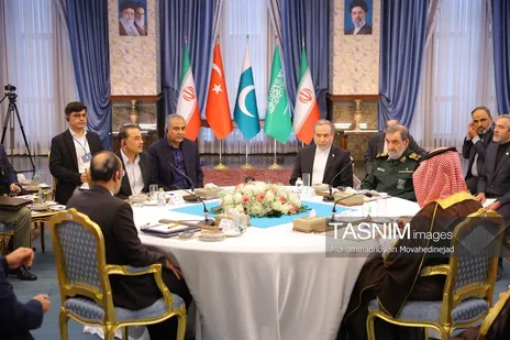 پشت‌پرده سفر وزیر دفاع عربستان، رئیس سازمان اطلاعات ترکیه و فرمانده ارتش پاکستان به تهران!