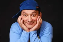 عمو قلقلی به علت سکته قلبی در بیمارستان بستری شد