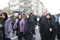 تصویری جالب از وزیر راه دولت پزشکیان در راهپیمایی امروز