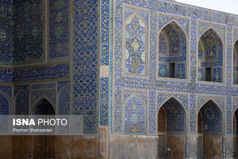 آسیب به مسجد امام در اصفهان