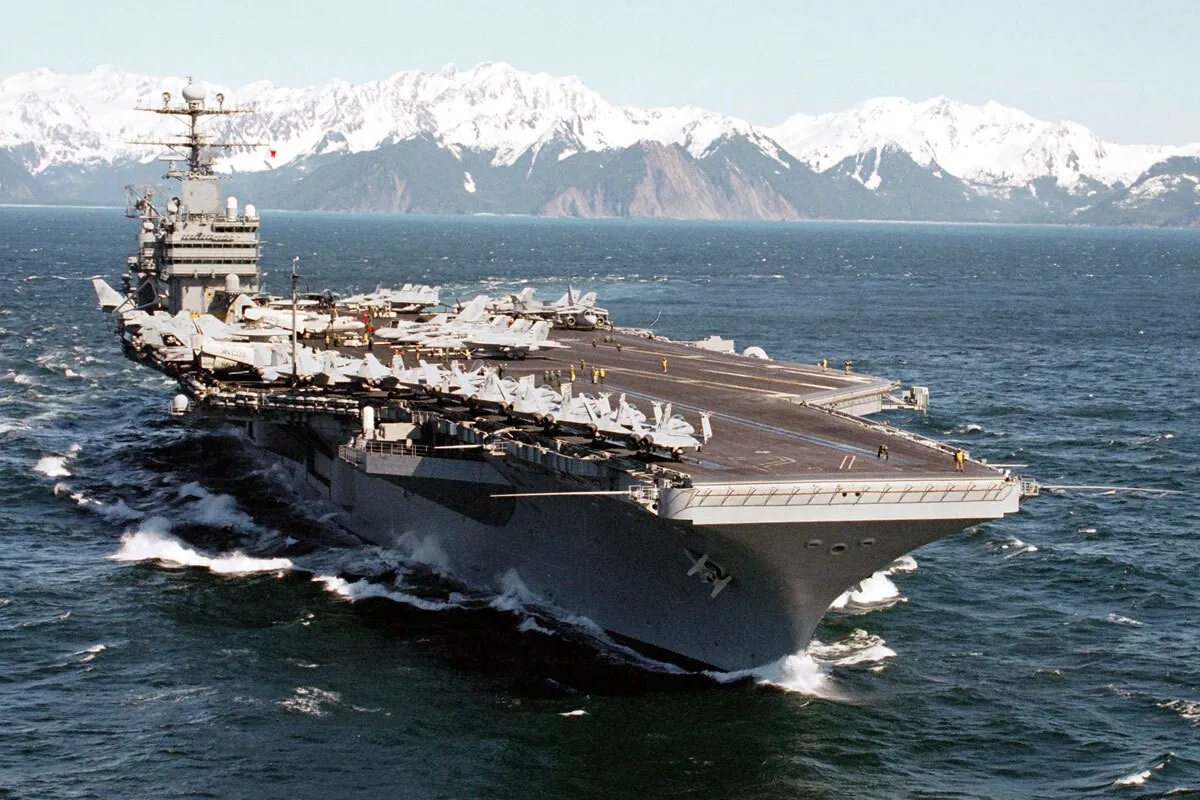 درباره ناو آمریکایی «آبراهام لینکلن» چه می‌دانیم و چرا به آب‌های ایران نزدیک شده است؟