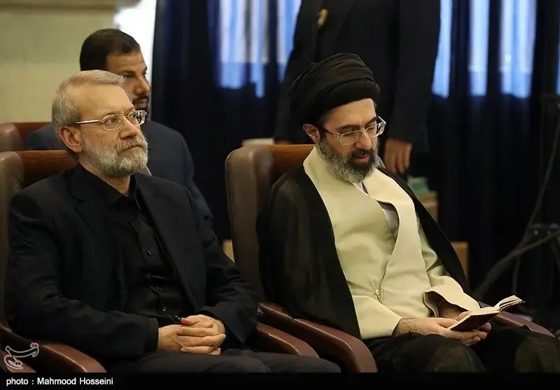 لاریجانی و آیت الله مجتبی خامنه ای
