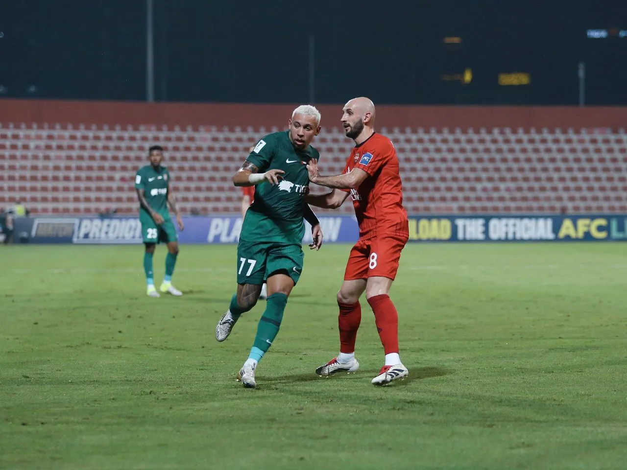 تراکتورِ ۱۰ نفره با بیرو از شباب الاهلی در امارات امتیاز گرفت