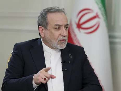 عراقچی: احتمال بازگشت به یک جنگ تمام‌عیار وجود دارد