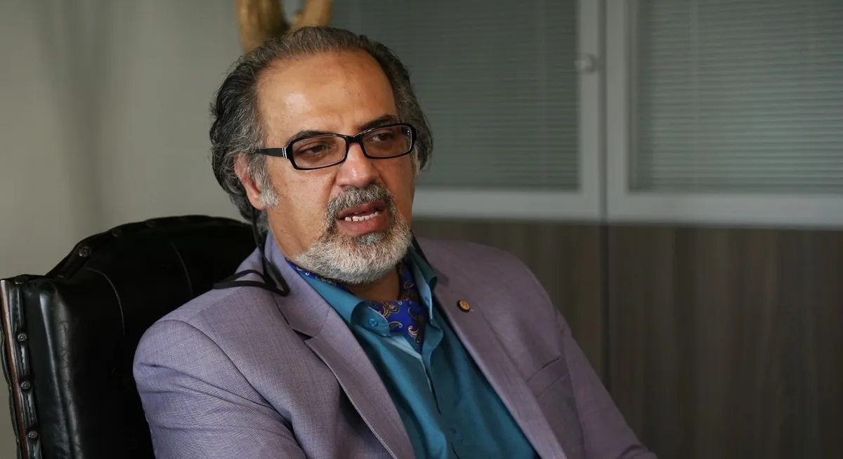 فیلمی از دعوای جنجالی مطهرنیا و عبدالکریمی در مناظره آزاد