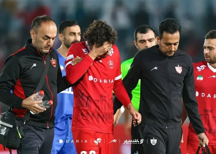 شوک به پرسپولیس؛ ستاره قرمز‌ها دربی را از دست داد!