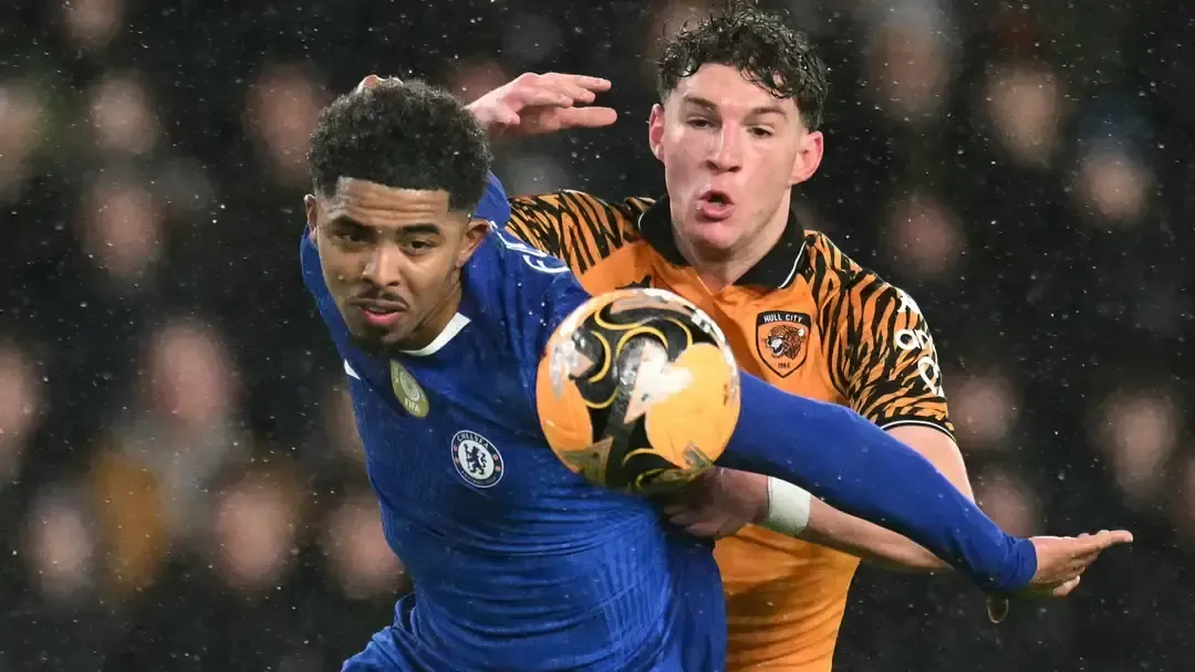 دیدار چلسی و هال سیتی: چرا تماشاگران هال سیتی بازداشت شدند؟