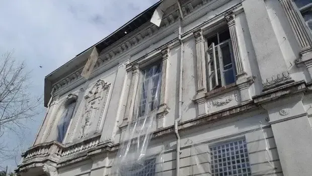 تخریب کاخ بندر انزلی تخریب کاخ بندر انزلی