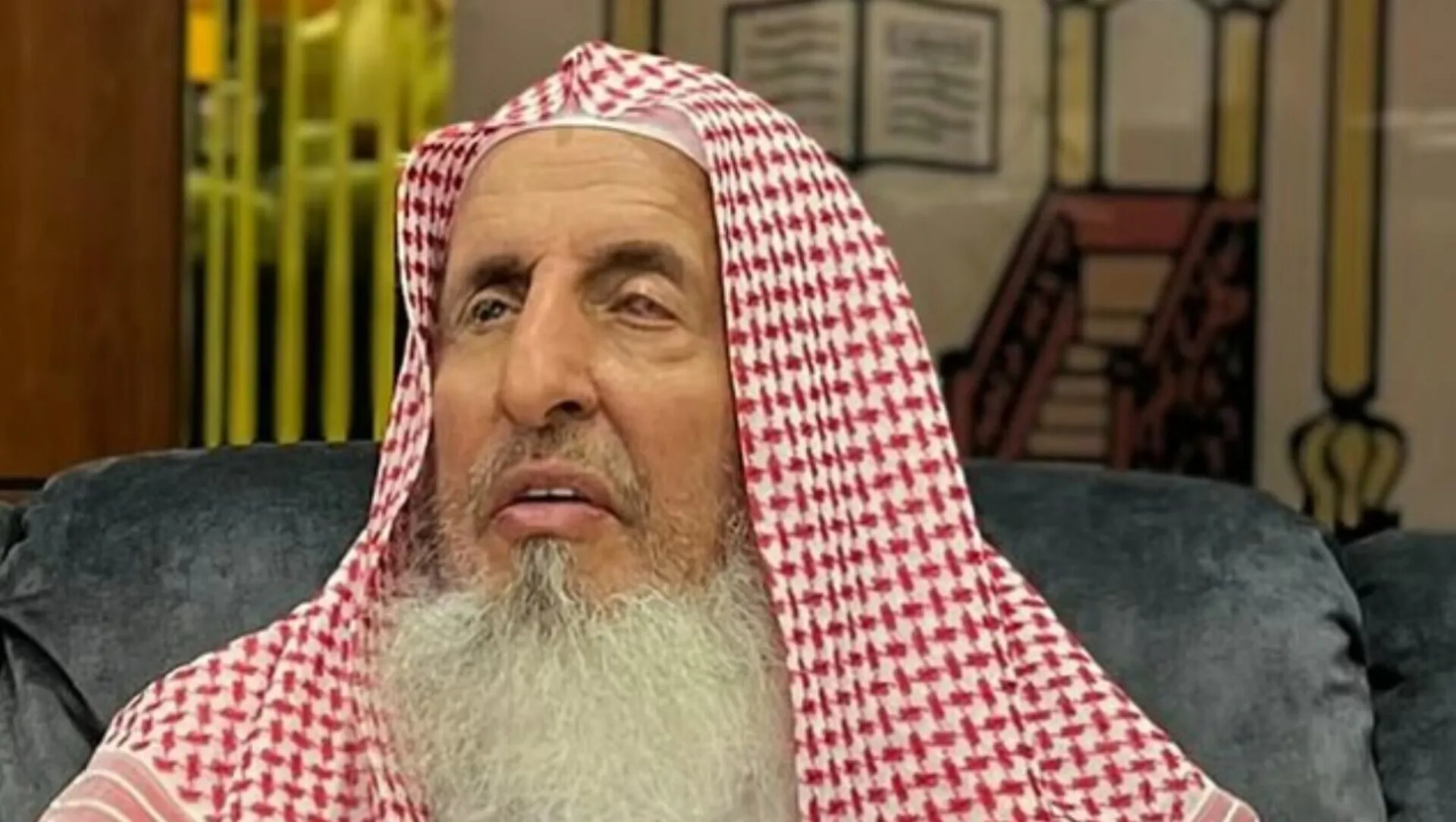 «عبدالعزیز بن عبدالله آل شیخ»، مفتی اعظم عربستان و مخالف جدی رانندگی زنان درگذشت