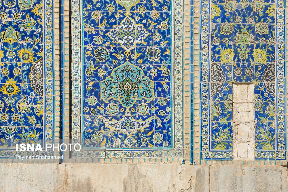 آسیب به مسجد امام در اصفهان