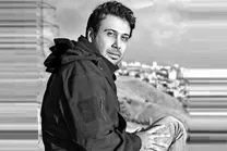 قطعه «بامداد خمار» با صدای محسن چاوشی منتشر شد