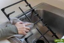 تمیز کردن چُدن گاز با لوله باز کن؛ یک میان‌بُر برای یک کار سخت!