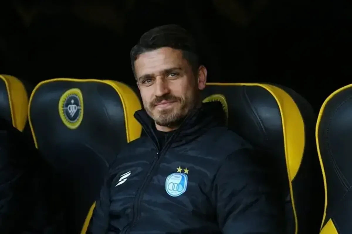 وریا غفوری سرمربی استقلال تهران شد