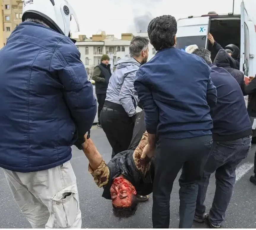 حمله به اتوبان شهید باقری