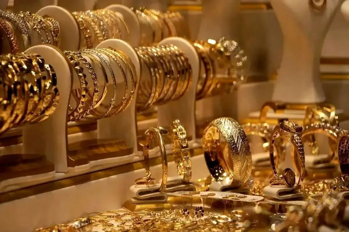 امروز جمعه ۱۰ بهمن ۱۴۰۴؛ قیمت طلا و سکه عجیب و غریب شد