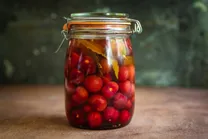 دستور تهیه و چند ترفند ساده برای درست کردن بهترین ترشی گیلاس