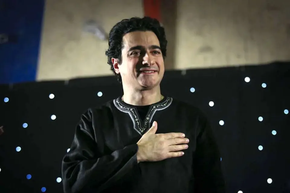 کنسرت رایگان همایون شجریان در میدان آزادی + ترانه‌ها و تاریخ و ساعت برگزاری