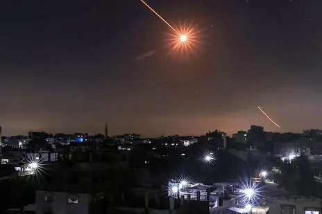 جزئیاتی از حملات سنگین سحرگاهی امروز جمعه به تهران و قم