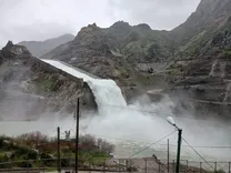 ویدئو؛ تصاویری زیبا از حجم سنگین آب در سد داریان در کرمانشاه