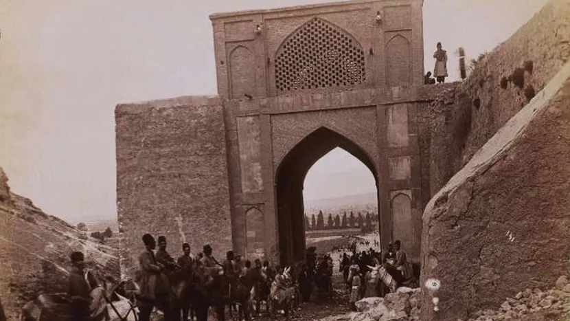اگر ۱۱۵ سال پیش وارد شیراز می‌شدید، چه می‌دیدید؟ شهری ۶۰ هزار نفری در روزگار احمدشاه قاجار