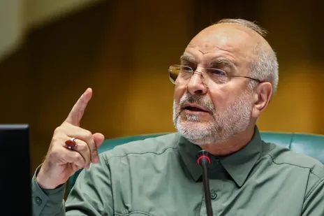 المیادین به نقل از منابع غیر رسمی: ریاست هیئت ایرانی در مذاکرات به عهده قالیباف است؛ مذاکرات شنبه انجام می‌شود