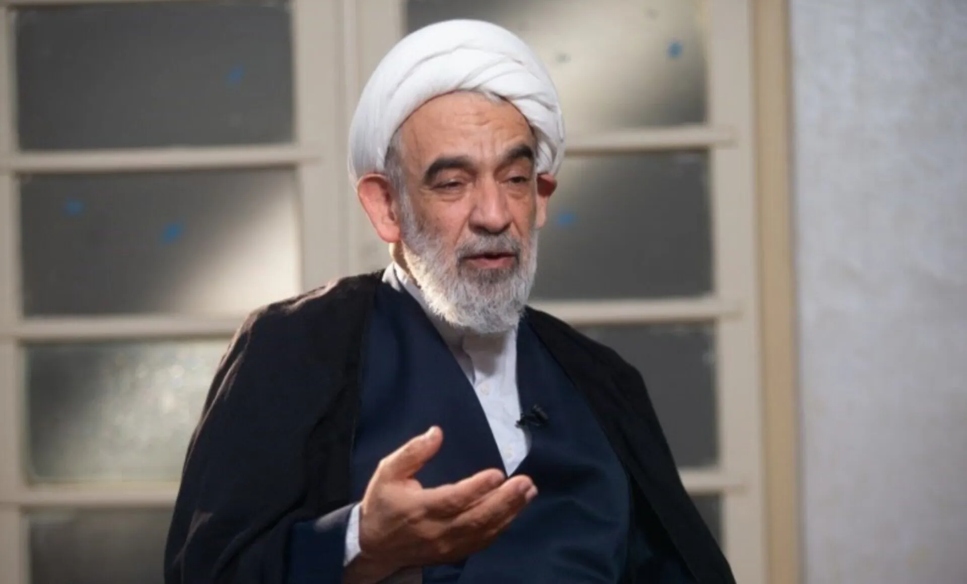 عضو هیئت رئیسه خبرگان: فرایند انتخاب رهبر جدید در حال کامل شدن است