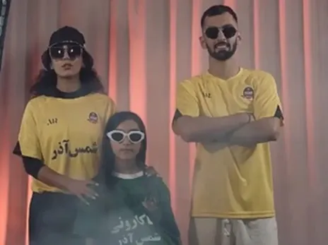 کلیپ پربازدید رونمایی پیراهن این فصل شمس آذر با حضور دختران جوان