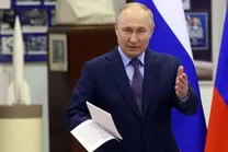 پوتین پس از درخواست تهران ۱۳ تُن کمک‌های پزشکی انسانی به ایران ارسال کرد