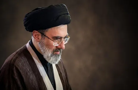 چرا هیچ صدایی از رهبر سوم جمهوری اسلامی ایران پخش نمی‌شود؟