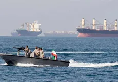 نیویورک‌تایمز: از آغاز جنگ ۳۰۸ کشتی مرتبط با ایران از تنگه هرمز عبور کرده‌اند