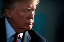 اعتراف ترامپ؛ ایران از ۱۷ جهت به ناو فورد حمله کرد
