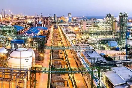 استانداری خوزستان: ۳ انفجار در منطقه ویژه پتروشیمی ماهشهر/ شرکت‌های فجر ۱ و ۲، رجال و امیر کبیر مورد اصابت قرار گرفته‌اند