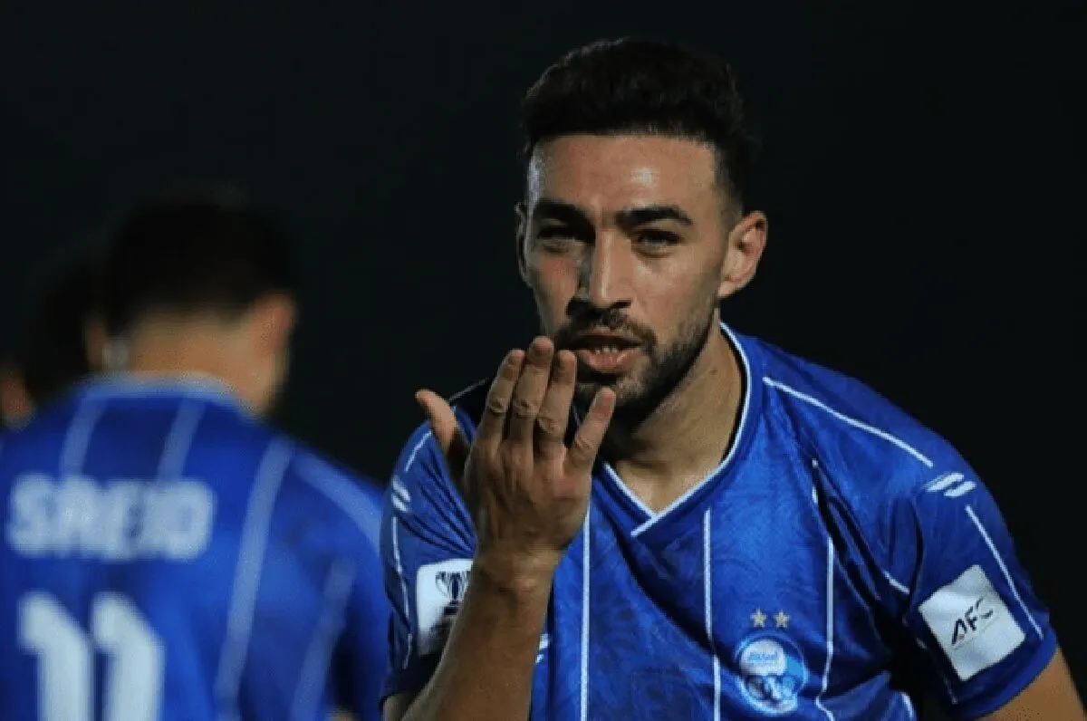 بازیکنان خارجی استقلال برای برقراری ارتباط با خانواده‌هایشان راهی ترکیه شدند!