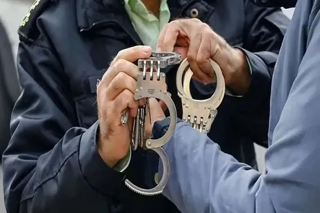 زورگیر معروف تهران مشهور به «شکلات» دستگیر شد