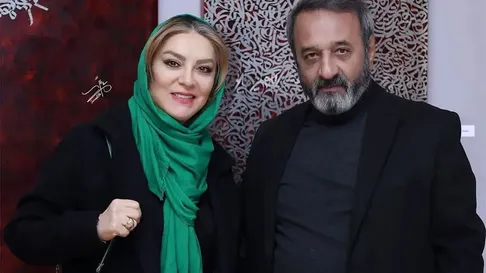 مراسم تشییع مادر حمیرا ریاضی؛ علی اوسیوند پیکر مادر حمیرا ریاضی به دوش کشید